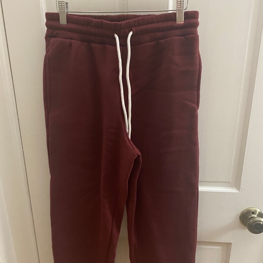 Sweatpants with drawstring